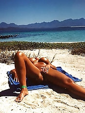 Older mothers enjoy a large penis