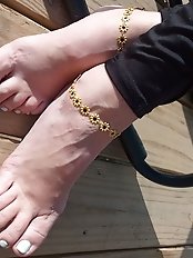 A glimpse of my breasts and buttocks