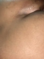 Girlfriends toes splashing in the water